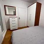 Carobni S Pogledom Apartamento *