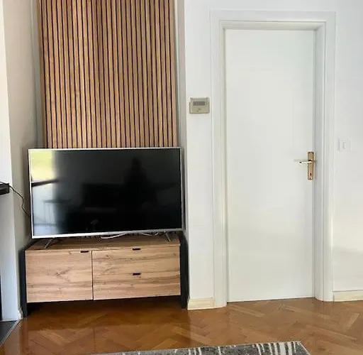 Carobni S Pogledom * Tisno